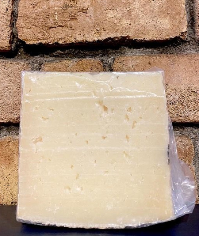 Queso Ojos del Guadiana Semicurado DO Manchego